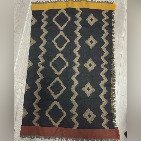 NEW Aritzia Wilfred Diamond Mosaic Reversible Wool Scarf in Peniche wBorder NWOT - Picture 11 of 12